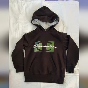 Kid's Champion hoodie. Black. Small